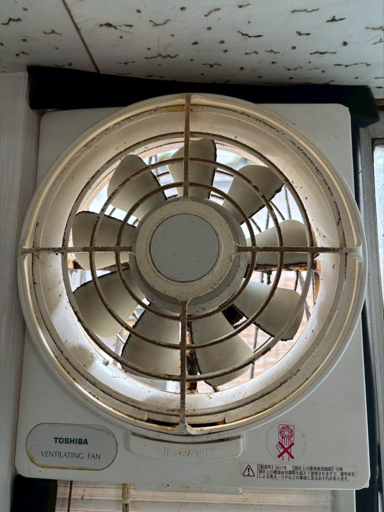 換気扇　クリーニング　高石市